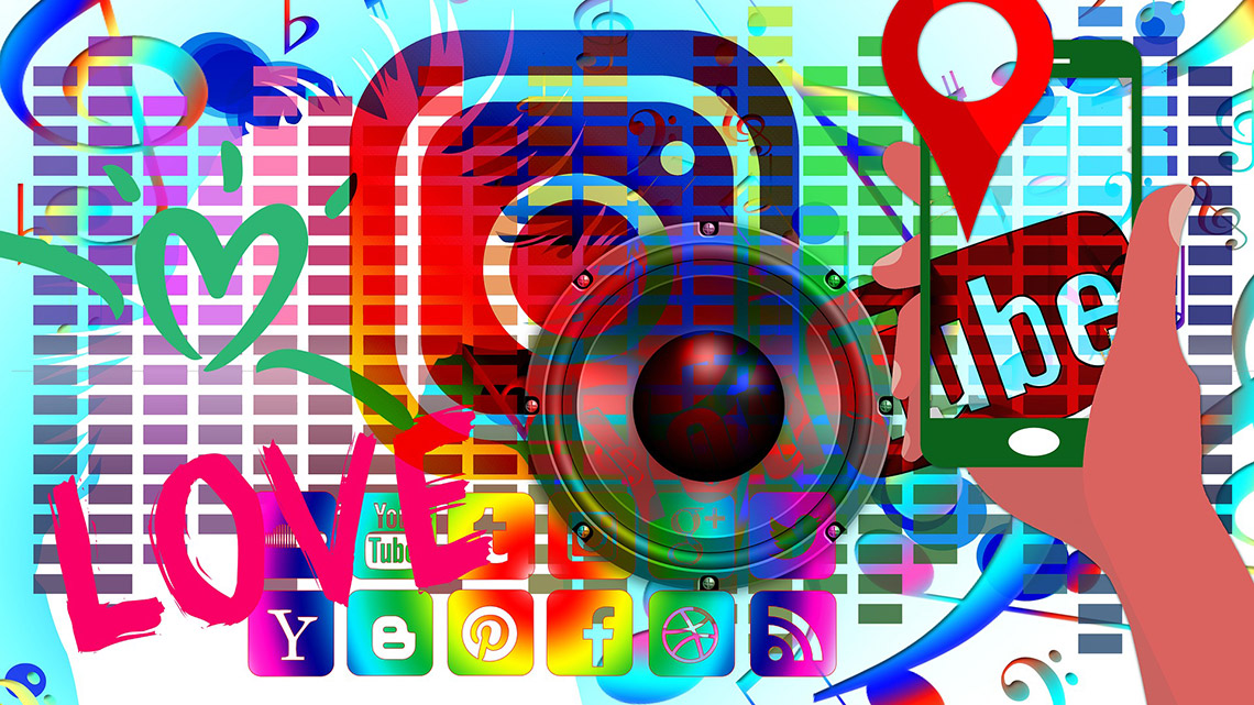 Collage verschiedener sozialer Netzwerke